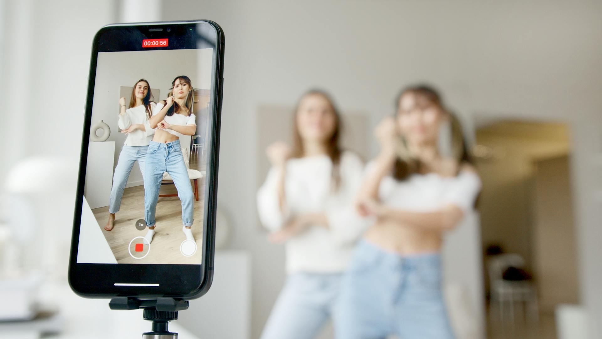 Mikro-Influencer’lar Marka Güveni ve Dönüşüme Nasıl Etki Edebilir?